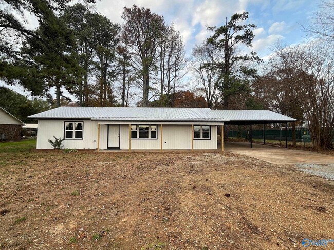 property at 20695 Huntsville Brownsferry Rd