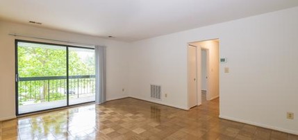 Hickory Hill Apartments in Timonium, MD - Building Photo - Interior Photo