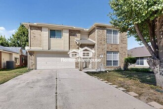 724 Cardinal Dr in Saginaw, TX - Building Photo - Building Photo