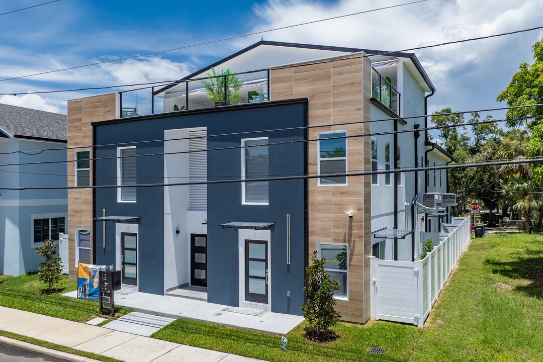 5:30 O Clock-Brand New Luxury Apartments in Clearwater, FL - Building Photo