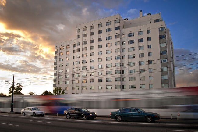 Yugo Salt Lake City The Summit