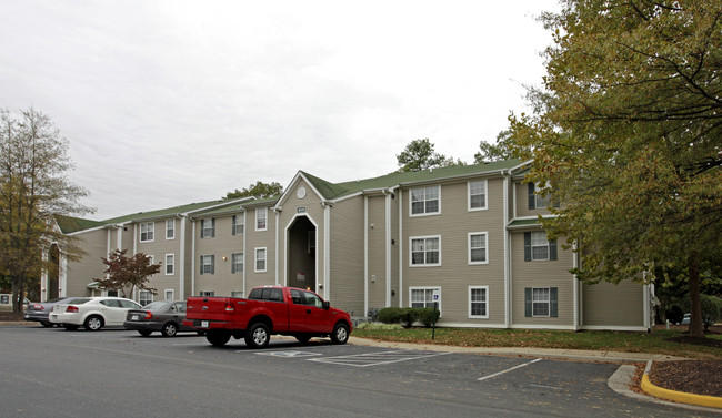 Mallard Cove Apartments in Midlothian, VA - Building Photo - Building Photo