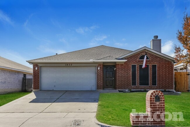 property at 1932 Cedar Tree Dr