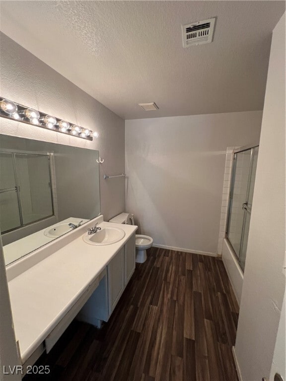 property at 1541 Linnbaker Ln
