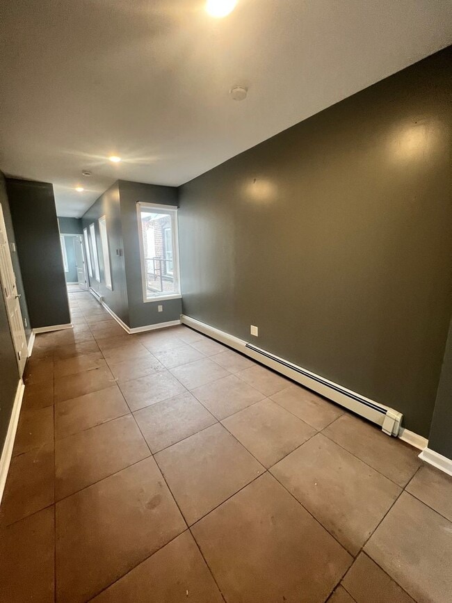 705 E State St in Trenton, NJ - Building Photo - Building Photo