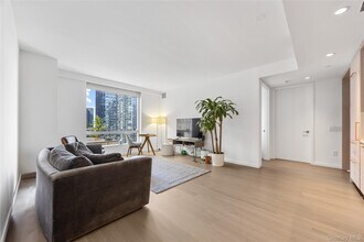 138 Willoughby St in Brooklyn, NY - Building Photo - Building Photo
