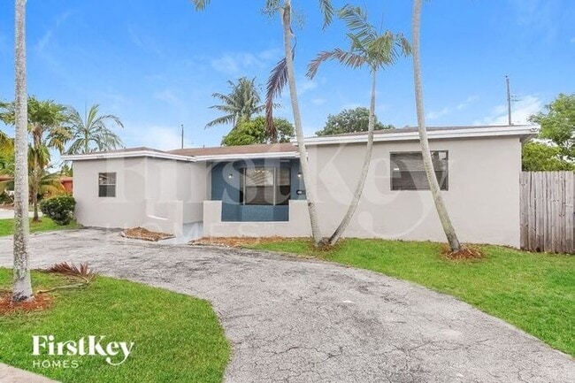 3391 NW 42nd St in Fort Lauderdale, FL - Building Photo - Building Photo