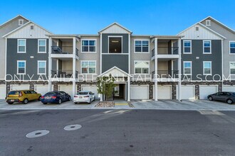 627 N Sun Peak Dr in Vineyard, UT - Building Photo - Building Photo