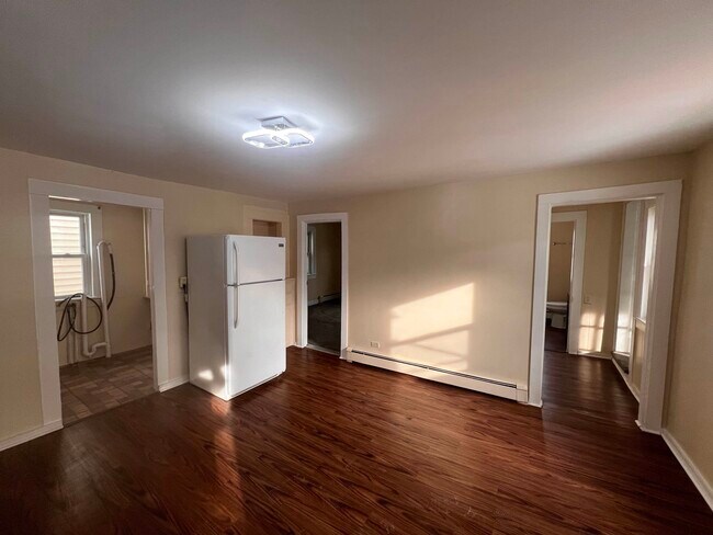 15 Ridge St in Nashua, NH - Building Photo - Building Photo