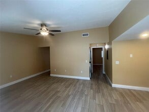 5401 65th Ave N in Pinellas Park, FL - Building Photo - Building Photo