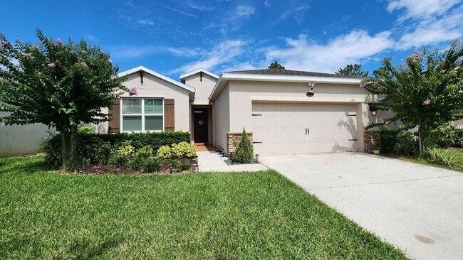 property at 701 E Victoria Trails Blvd