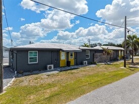 3412 Clarinda St in Sarasota, FL - Building Photo