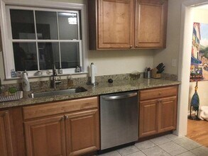 24975 Franklin Park Dr in Franklin, MI - Building Photo - Building Photo