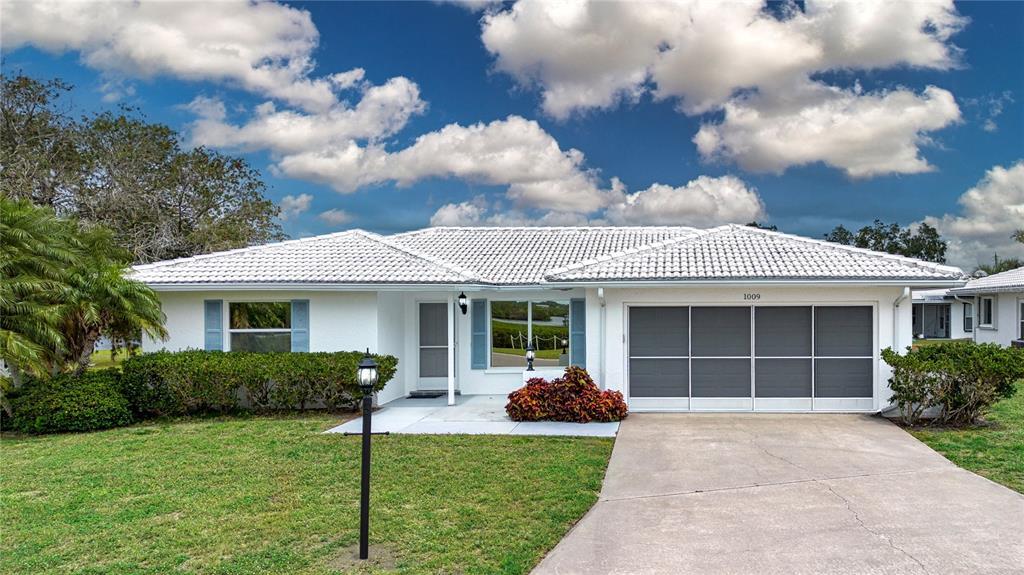 1009 Bay Tree Rd in Bradenton, FL - Building Photo