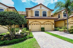 8363 Miramar Way in Lakewood Ranch, FL - Building Photo