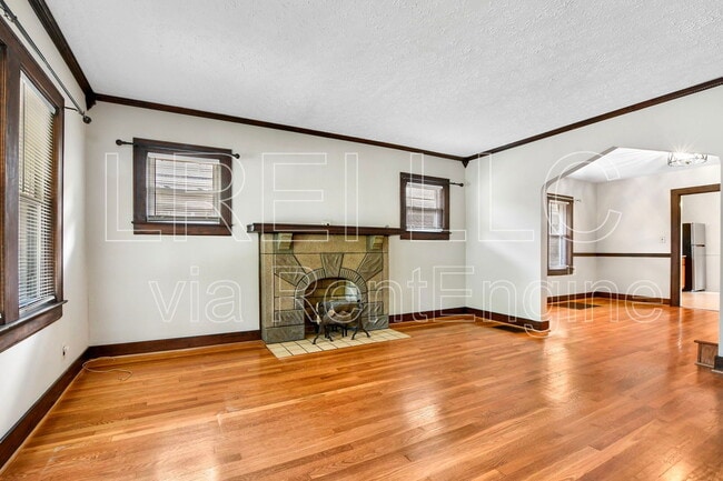 2347 Lansdowne Ave in Louisville, KY - Building Photo - Building Photo
