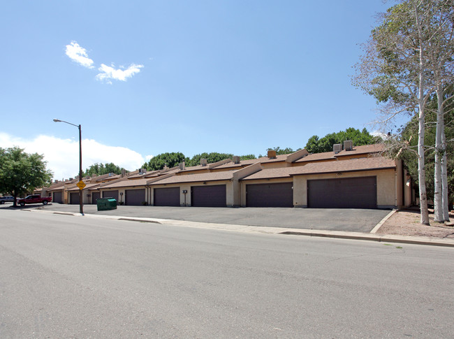 Aspen Glen in Pueblo, CO - Building Photo - Building Photo