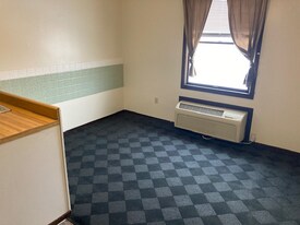 105 Chicora Rd, Unit 58 in Butler, PA - Building Photo