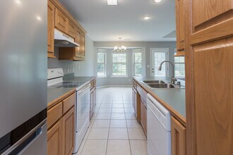 83 U S A Dr in Fayetteville, AR - Building Photo - Building Photo