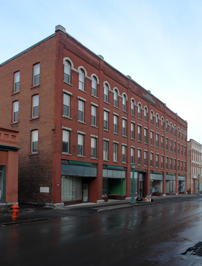 114 Franklin St