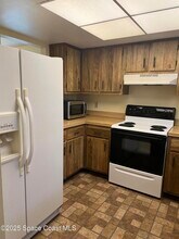 200 St Lucie Ln in Cocoa Beach, FL - Building Photo - Building Photo