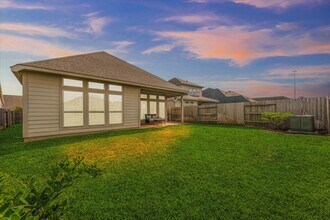 19819 Old Saddle Ln in Tomball, TX - Building Photo - Building Photo