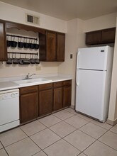 1041 N Mesa Dr in Mesa, AZ - Building Photo - Building Photo