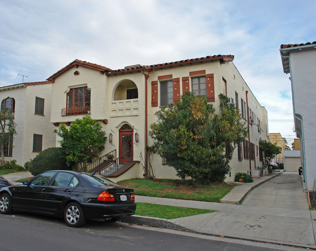 458 N Stanley Ave in Los Angeles, CA - Building Photo - Building Photo