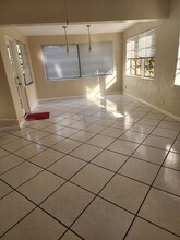 2719 Taylor St in Hollywood, FL - Building Photo - Building Photo