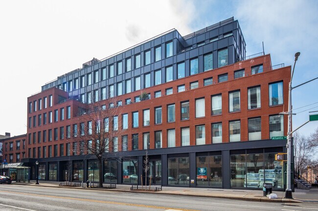 472-474 Atlantic Ave in Brooklyn, NY - Building Photo - Building Photo