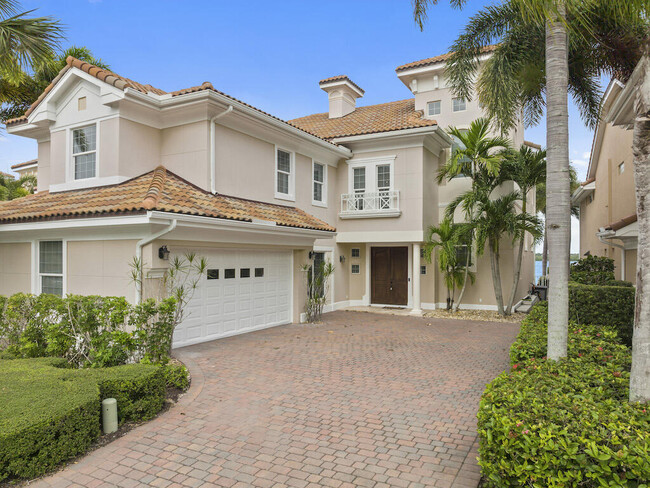 5510 E Harbor Village Dr in Vero Beach, FL - Foto de edificio - Building Photo