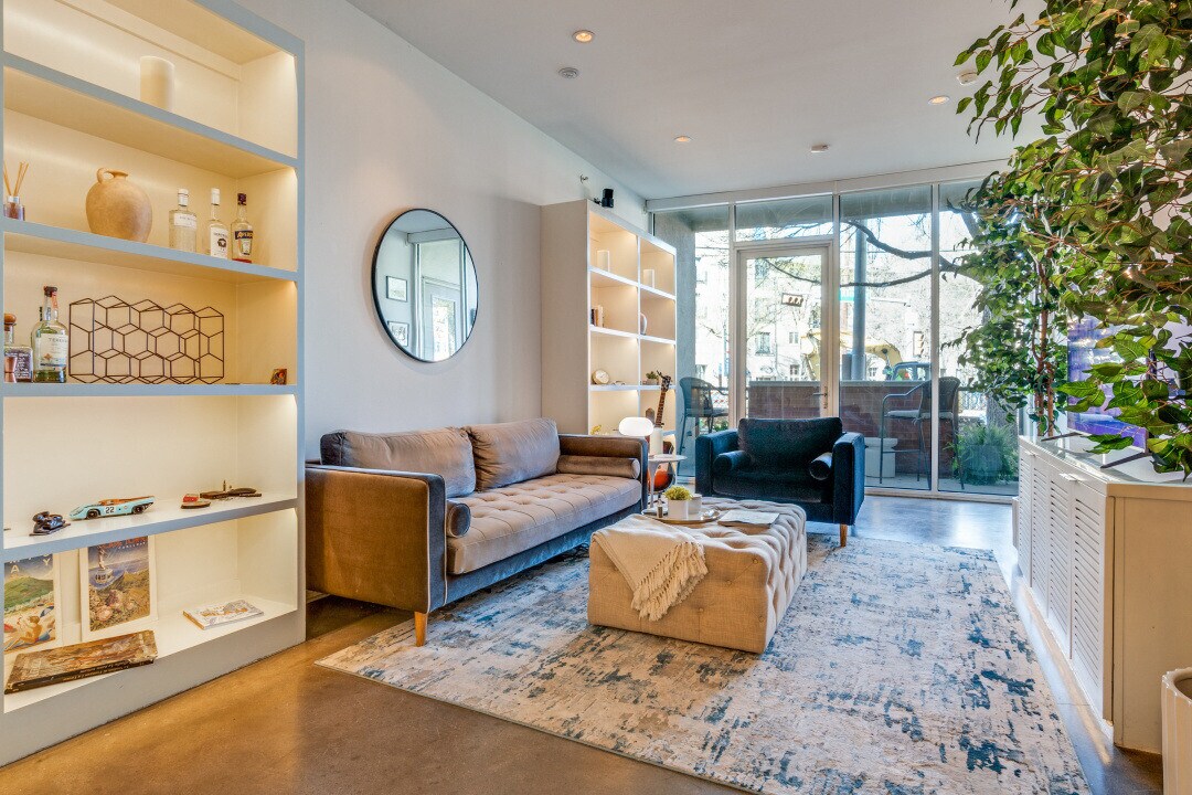2950 McKinney Ave, Unit #101 in Dallas, TX - Building Photo