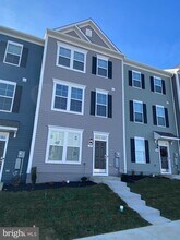 37 Abigail St in Charles Town, WV - Building Photo - Building Photo