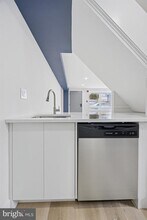 4522 Baker St in Philadelphia, PA - Foto de edificio - Building Photo