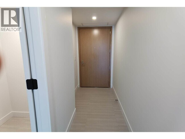 5058 Joyce St in Vancouver, BC - Building Photo - Building Photo