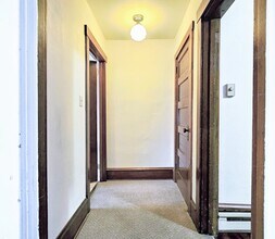 534 Walnut St, Unit Apt 2 in Denver, PA - Building Photo - Building Photo