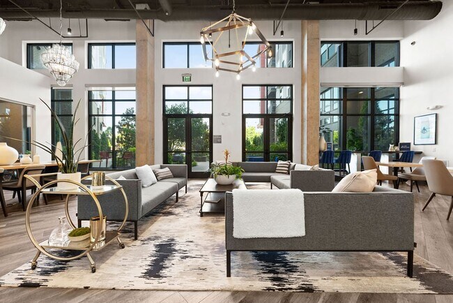 Bradham at New Bern in Charlotte, NC - Foto de edificio - Building Photo