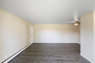 Sibley Apartments in Howell, MI - Building Photo - Building Photo