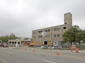 Lafayette Place Lofts in Pontiac, MI - Building Photo