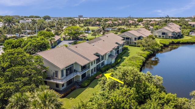 2306 Fairway Dr S in Jupiter, FL - Building Photo