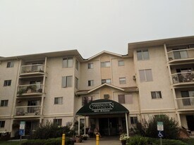 18004-18095 95 Ave NW in Edmonton, AB - Building Photo