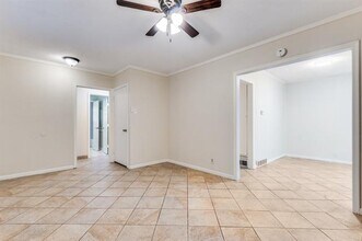 1817 Oakhurst Dr in Irving, TX - Building Photo - Building Photo