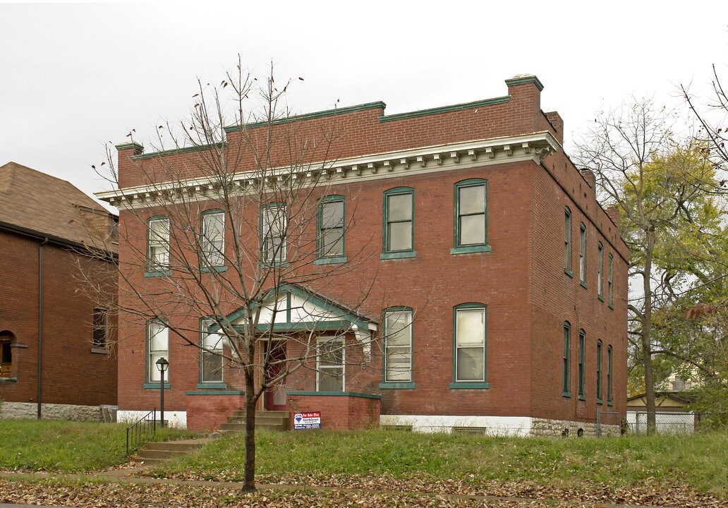 7017-7019 Michigan Ave in St. Louis, MO - Building Photo