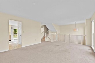 510 W Village Green Blvd in Mars, PA - Building Photo - Building Photo