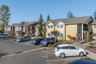 South Village Apartments in Arlington, WA - Building Photo - Building Photo