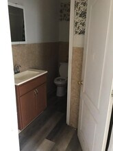 127 Dickinson St in Springfield, MA - Building Photo - Building Photo
