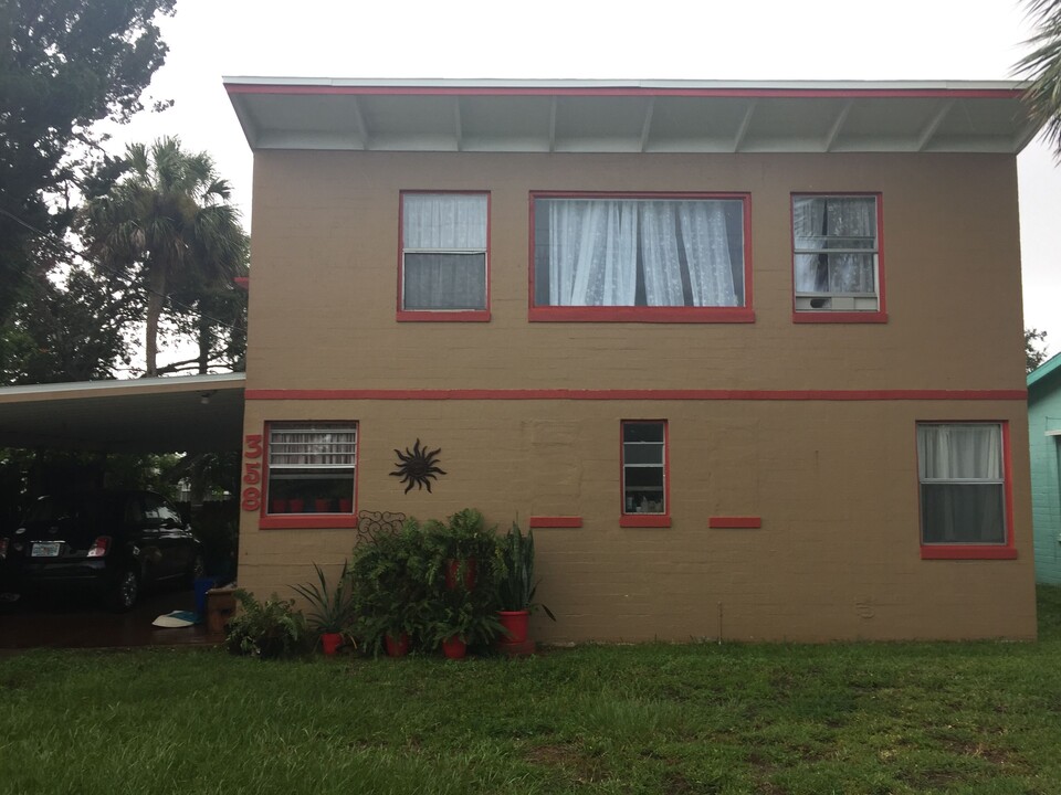 358 Nautilus Ave in Daytona Beach, FL - Building Photo