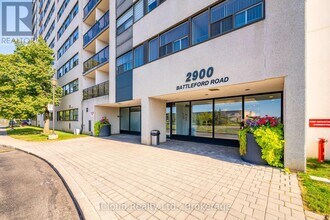 2900 Battleford Rd in Mississauga, ON - Building Photo - Building Photo