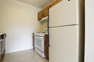 White Birch Apartments in Hershey, PA - Building Photo - Interior Photo