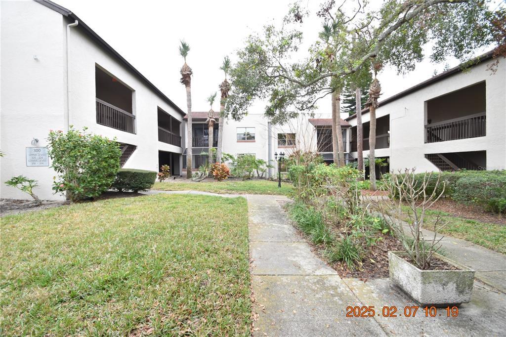 2971 Estancia Blvd in Clearwater, FL - Building Photo